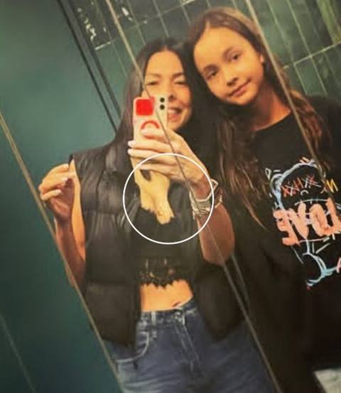 Foto de Lescar baso y Carlota ladera