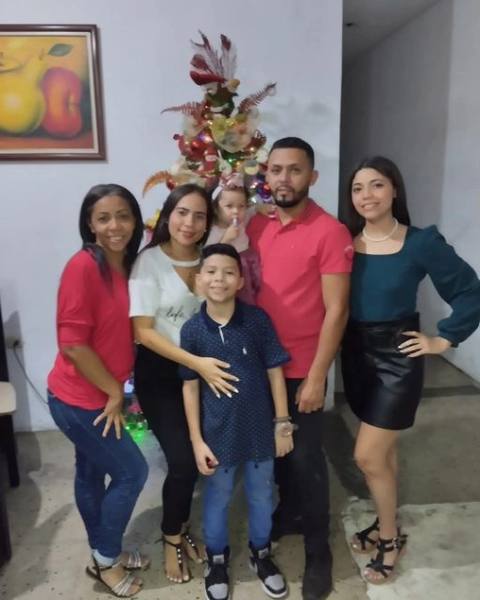 Foto de Elvis Fariña Barbara Fariña, Yasmin Matey, Barbara Cedeño