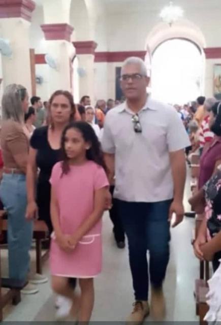 Foto de Donny Silva, Yasmin Omaña y Sophia Silva