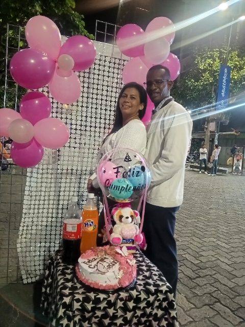 Foto de Eladia piedad Pérez y Maicol perea