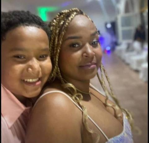 Foto de Ingrid Ortega e hijo