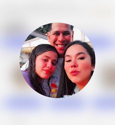 Foto de José Miguel Pérez, Vanessa Soto y Victoria Pérez.