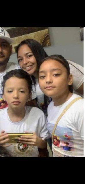 Foto de Yesenia orias - Aron Mendoza - Arantza Mendoza