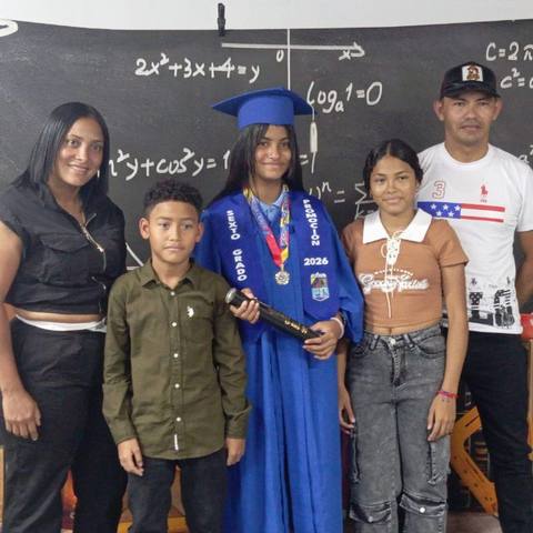 Foto de Emira alfaro