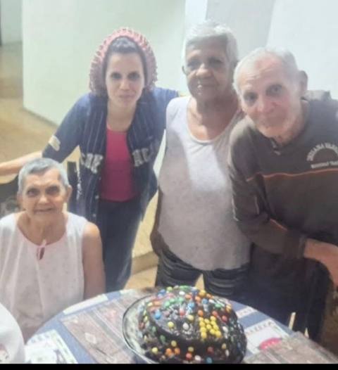 Foto de Omar Sucre  Nohelia López de Sucre  Dainy López Nehomaris Sucre