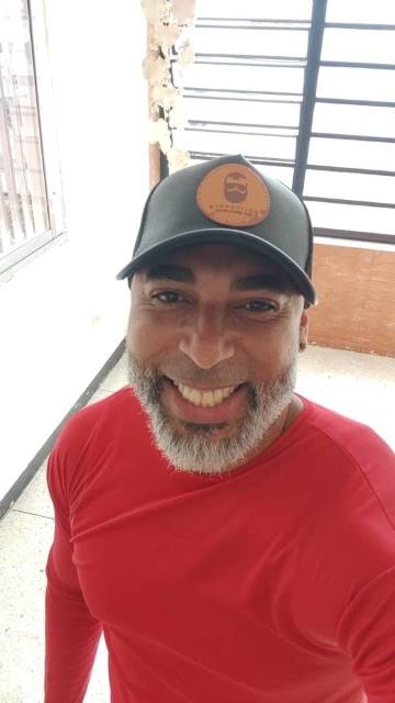 Foto de JULIO ZAMBRANO