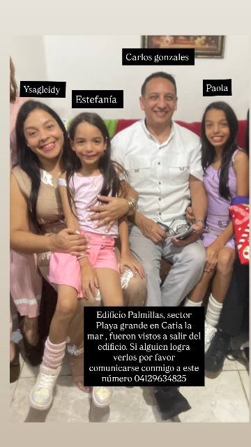 Foto de CARLOS GONZÁLEZ , YSAGLEIDY , PAOLA GONZÁLEZ , Estefanía gonzales
