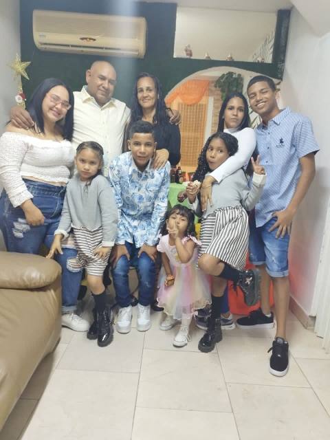 Foto de Wilmary,harry,Diego,Kay,Chiqui,Emma,galilea,Stephany, Kathy y William