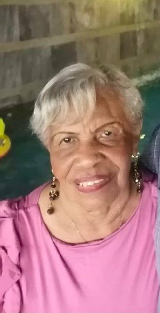 Foto de Lourdes Nadales de Rodríguez