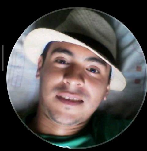 Foto de Sneyker Largo