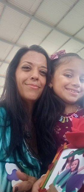 Foto de Maria Alejandra Peña y Alanah Rojas Peña