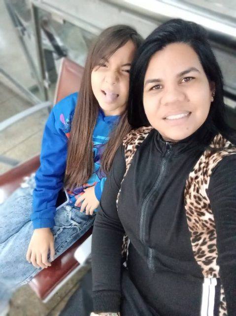 Foto de Ana Mercedes Mendoza y Jairely Barrios