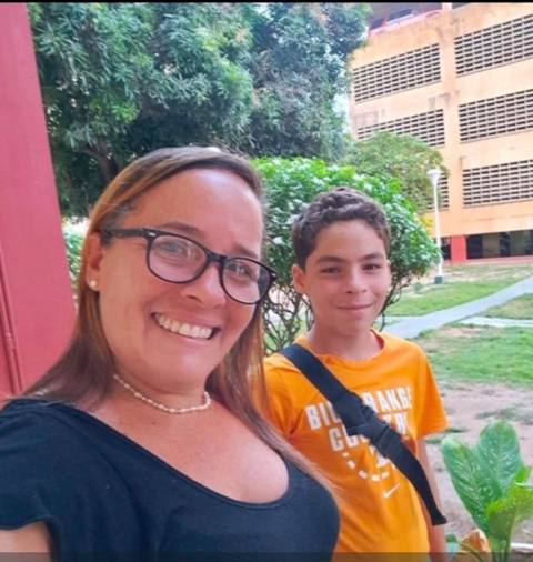 Foto de Busco información del Edificio Club residencial caribe - Sector Caribe la guaira   Gheisa Beatriz Delgado Diaz Sebastian Brito Delgado Joel Brito Figallo