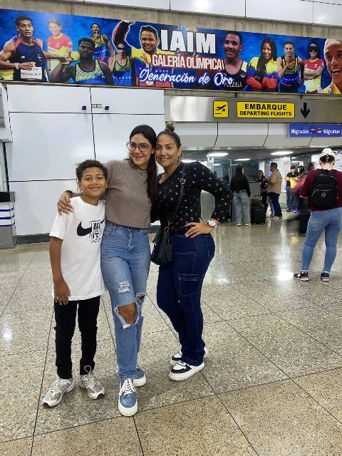 Foto de SCARLETH Y CÉSAR ROJAS