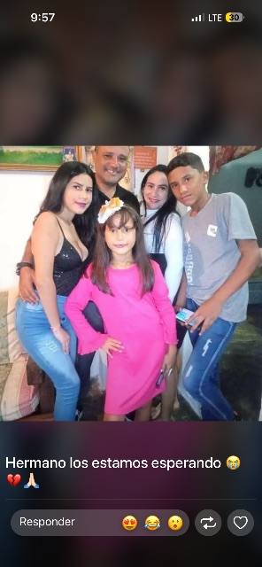 Foto de Angely Aparcedo, Jesús romos, Josemith Aparcedo y Noah aparcedo