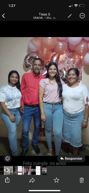 Foto de Yamilet carolina Suárez   Jael camacho  Pauliany Camacho Joel Camacho