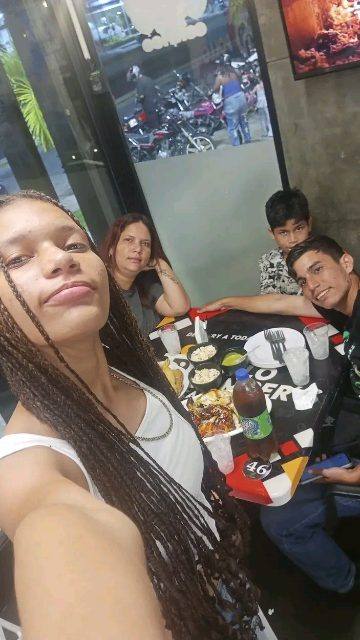 Foto de Greidys colivert Grecia colivert oswal colivert y duval micti