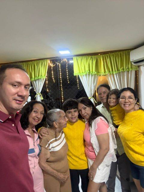 Foto de Fernando Hernández xiomara heriberta Ligua dora herimar hernandez camilo erick