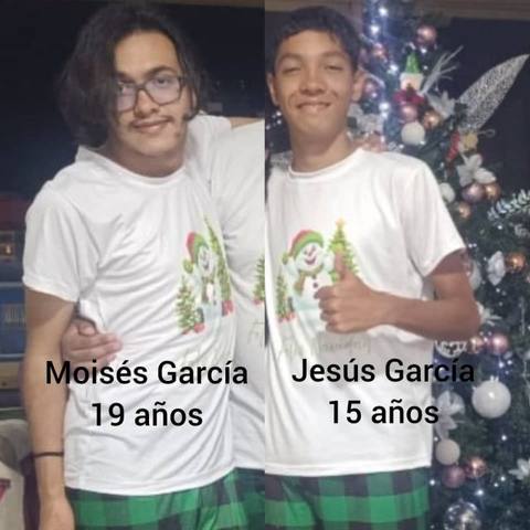 Foto de Jesus y Moisés Garcia
