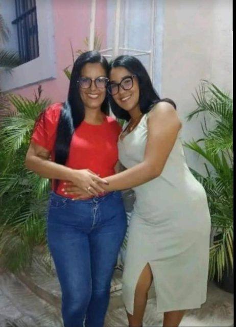 Foto de Norma y Yorleani