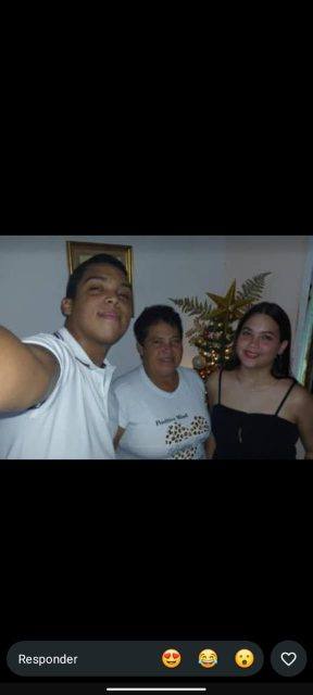 Foto de Familia Díaz (Cesar, Ana, Mariana)