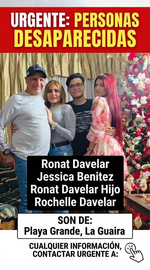 Foto de Rochelle, Ronald papá, Ronald hijo y Jessica