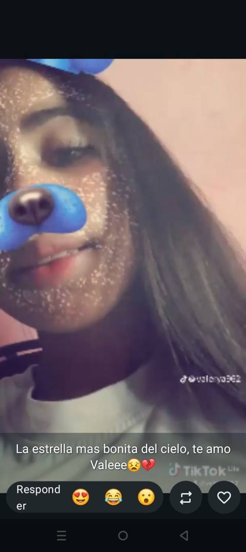 Foto de Valeria corvos