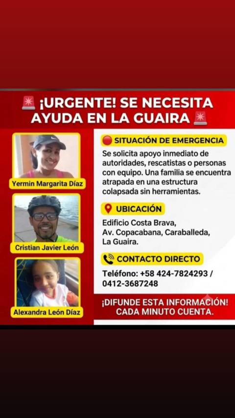 Foto de Yermi Díaz de Leon, Cristian leon y 2 niñas