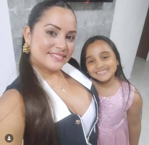 Foto de Albany Celis e Ivanna