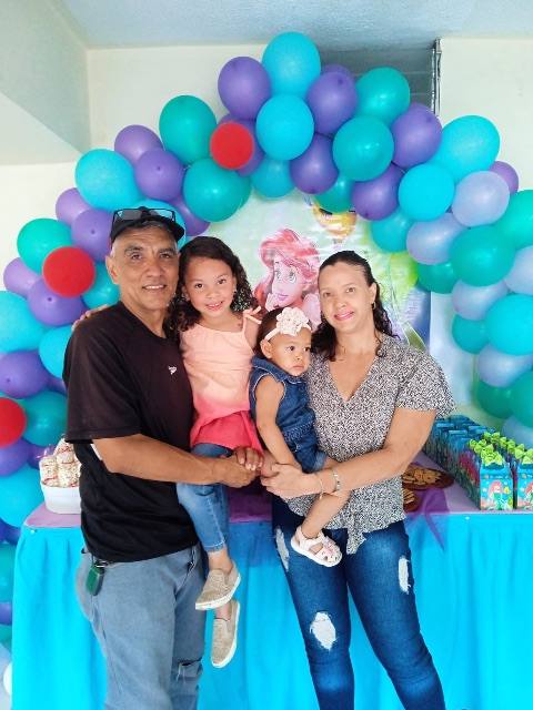 Foto de Pedro Ramírez y jeanoaselly Guevara