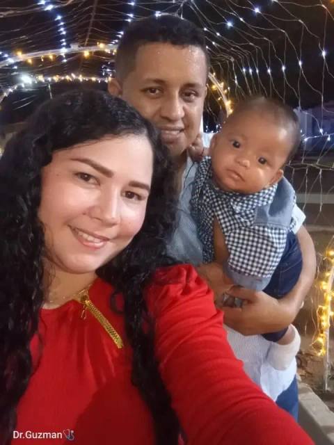 Foto de Joxi Olivares,Guzmán Castillo Velasqu3z