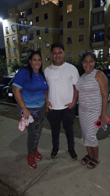 Foto de Lizbet colmenares y lizet colmenares