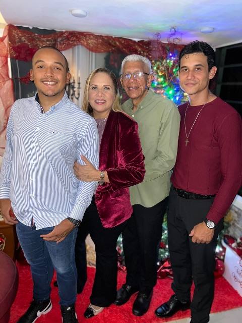 Foto de FRANCISCO JAVIER CAYAMA IRLANDA RODRÍGUEZ RUBÉN MOROCOIMA CRISTIAN MOROCOIMA