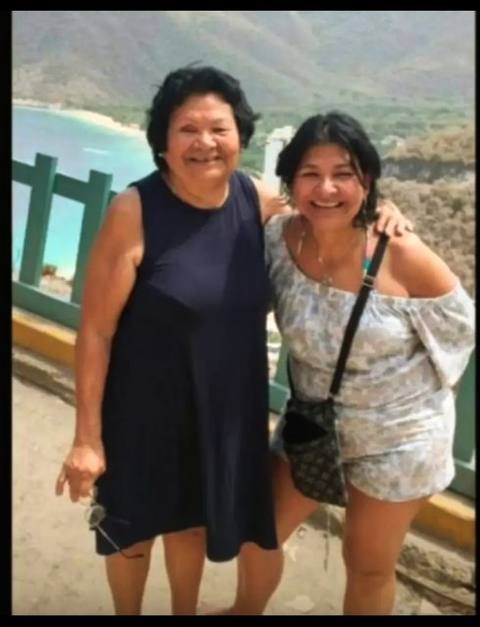 Foto de Sara Guzman (80) y Adriana Guzman (52)