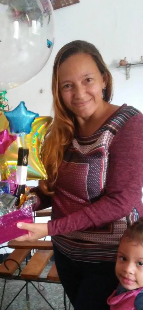 Foto de angeli moreno rivillo