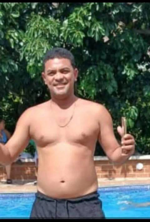 Foto de Carlos Esaac González