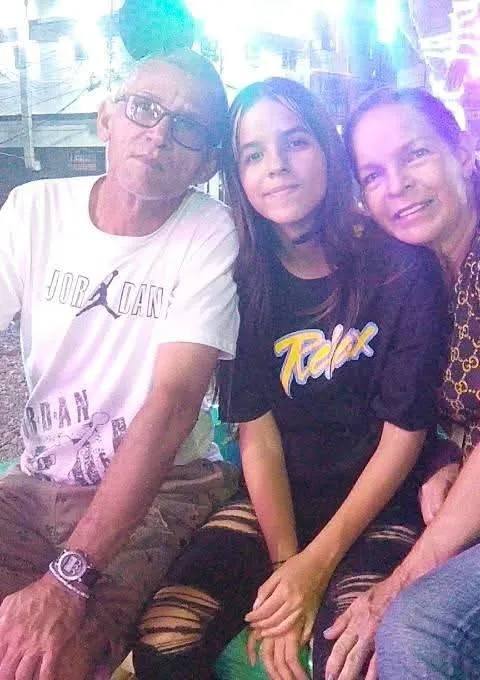 Foto de José Miguel; Alejandra y Gregoria Briceño y Oliveros