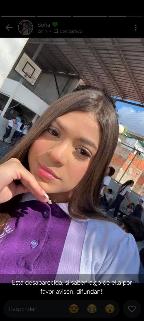 Foto de Fabiana Fontana rosa