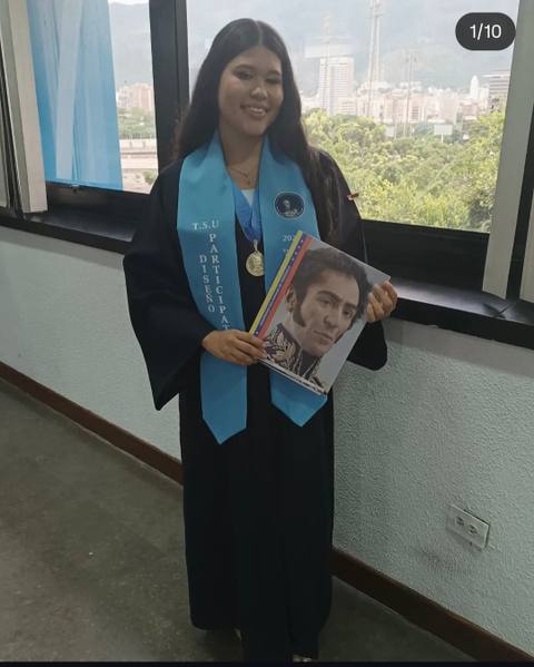 Foto de Venesis López Hernández