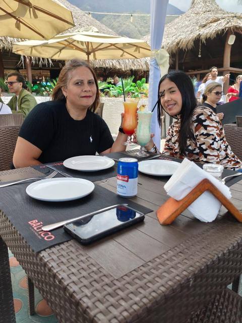 Foto de Maury y Victoria Lozano y Franco