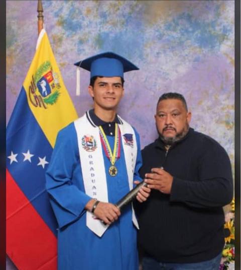 Foto de Adrian y Brixio Salas