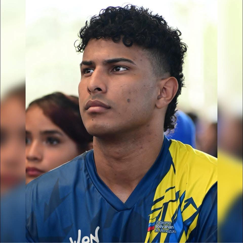 Foto de rafael perdomo
