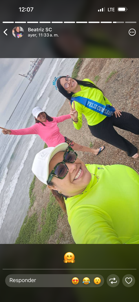 Foto de Beatriz , Algris, Laura Lozada