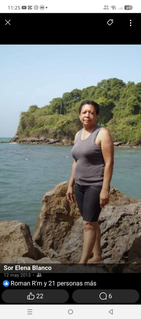 Foto de Sor Elena Guaiquire blanco