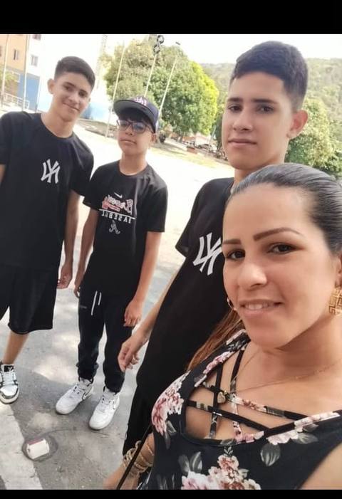 Foto de Alan , Alexander Dilan Karla Castillo Pacheco