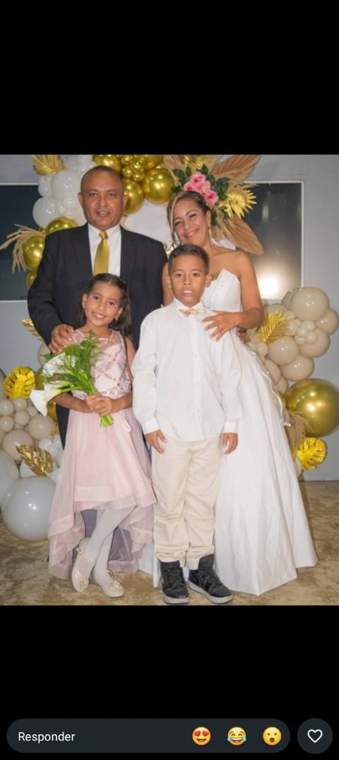 Foto de Isady juarez Samuel gudiño y valeriana gudiño Gudiño