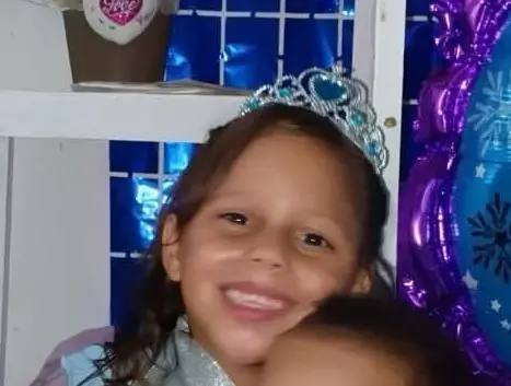 Foto de Sharlotte López