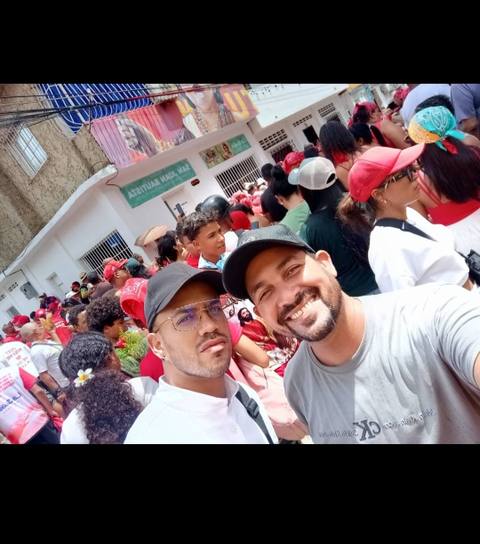 Foto de Keinny fabian y Enrrique daniel Gudiño y Mata