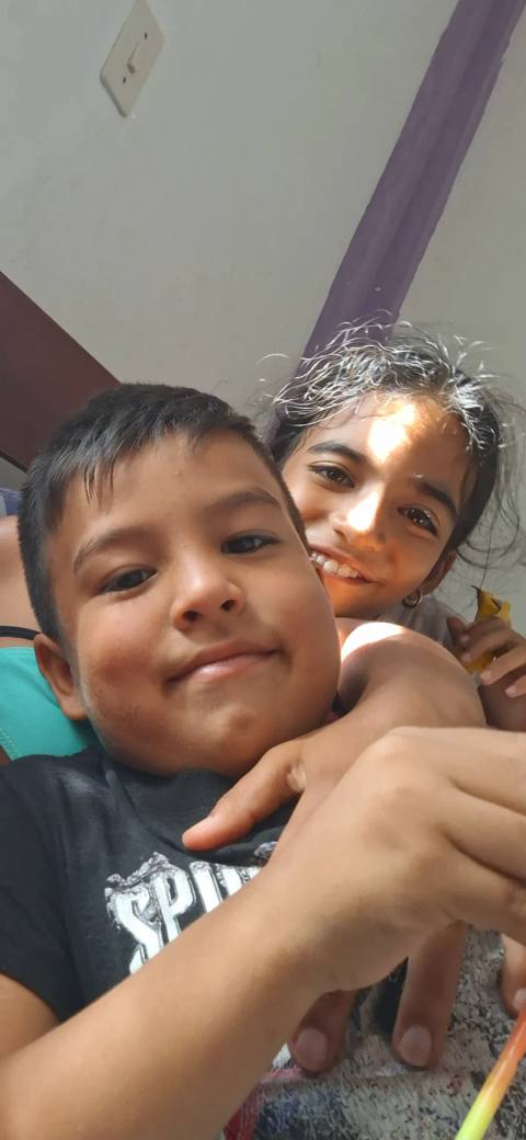 Foto de Antonella y angel perez Perez