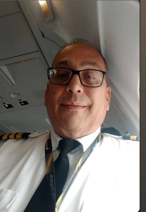 Foto de Capitán Carlos Ravelo